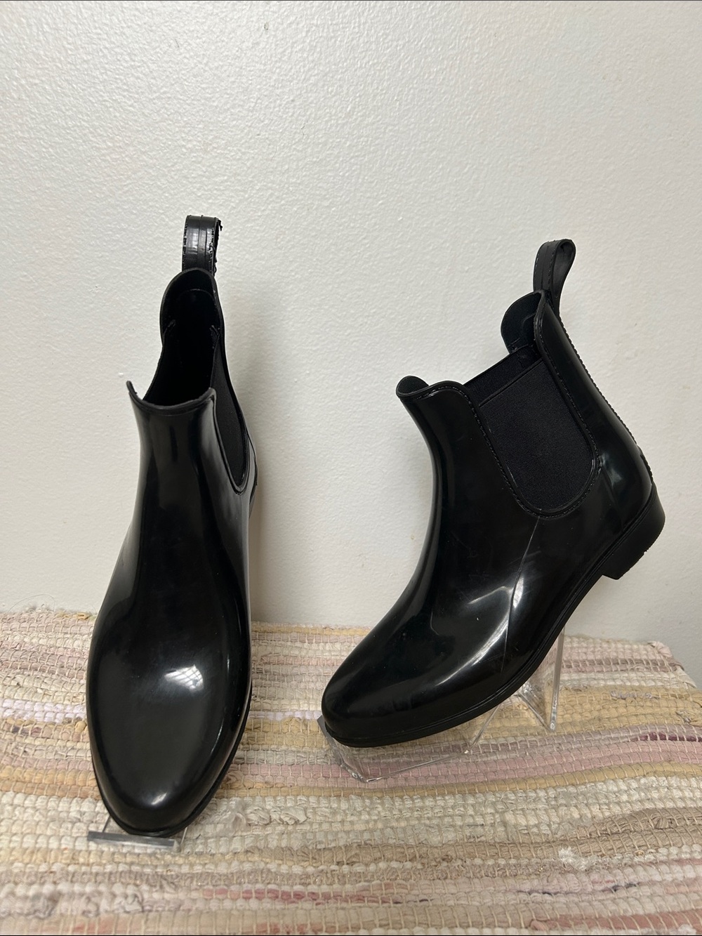 J.Crew Women’s Black Glossy Chelsea Rain Boots Rubber Size 8